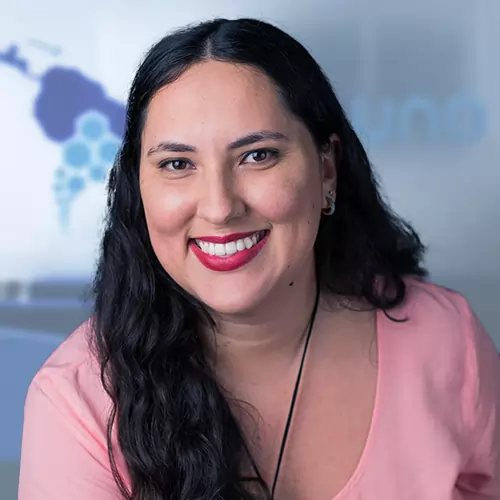 Flavia Santos profile at EdgeUno's office